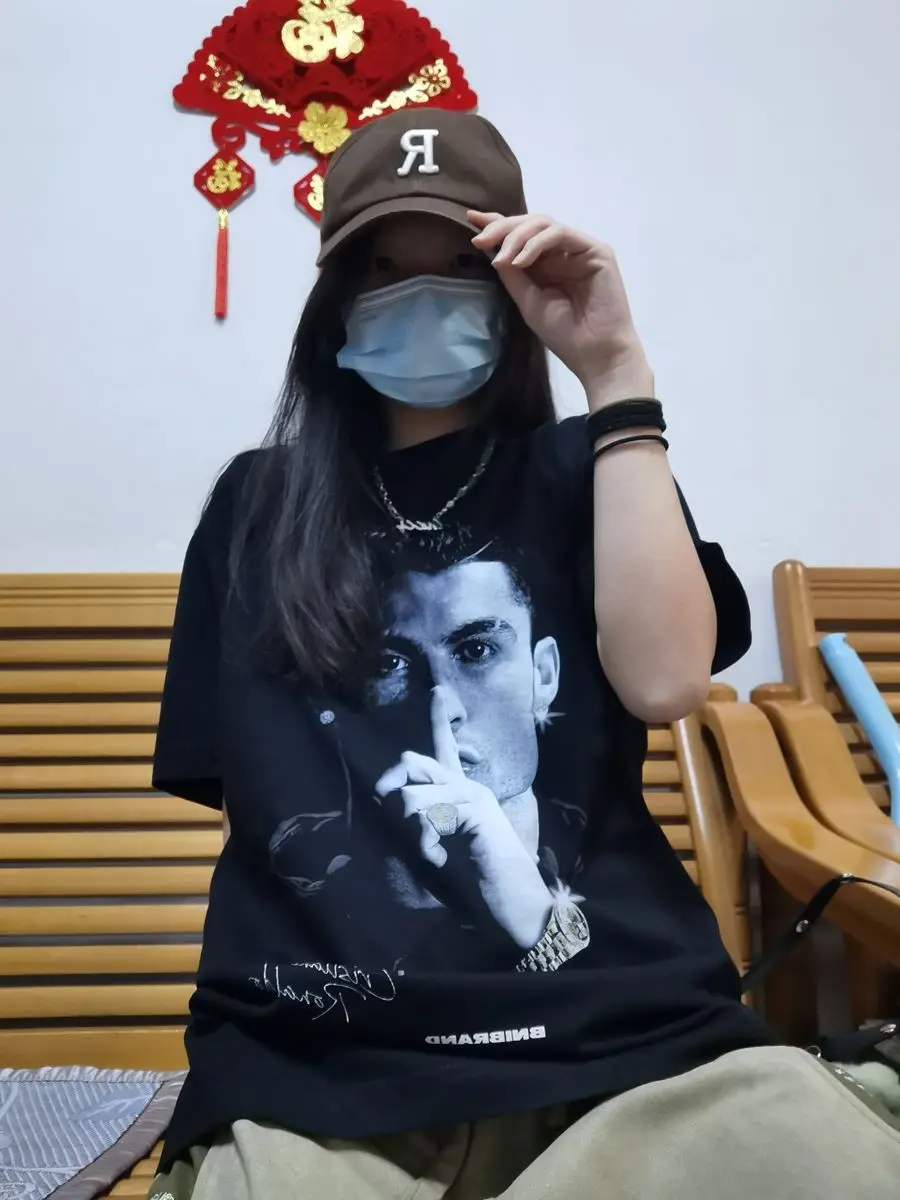 

Футболка унисекс в стиле хип-хоп с короткими рукавами из хлопка, в американском ретро-стиле, с изображением Криштиану Роналду, легкая люксовая модель