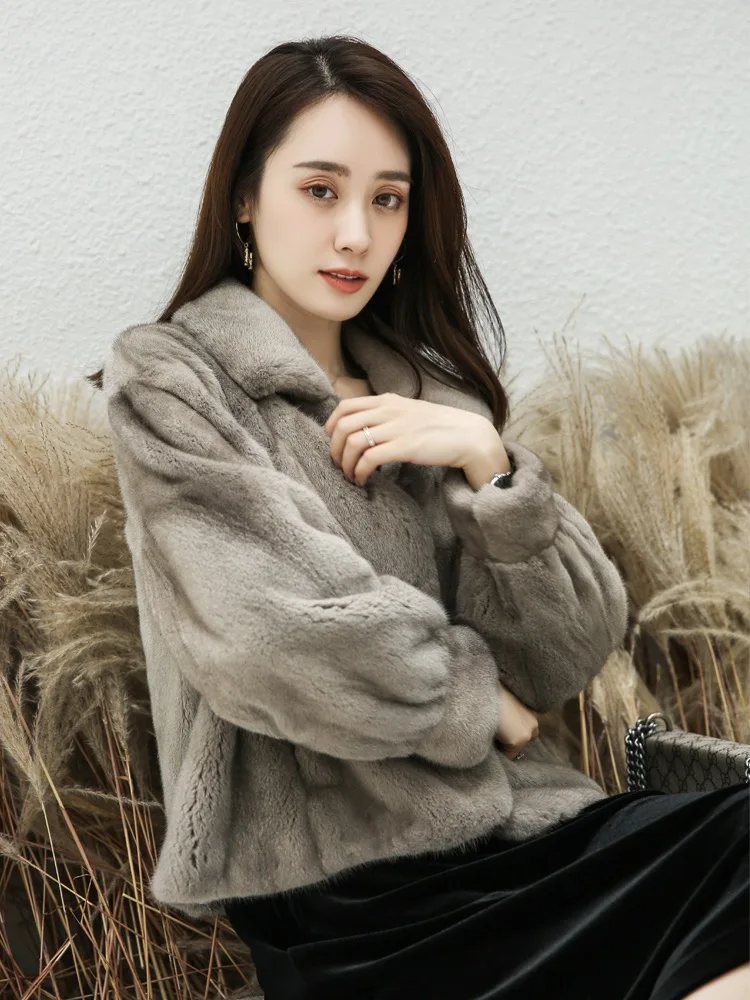 Overcoats Women's Short Square Collar Nine-Quarter Sleeve Three-Button Thickened Warm SolidColor Whole Mink Fashion Winter Loose