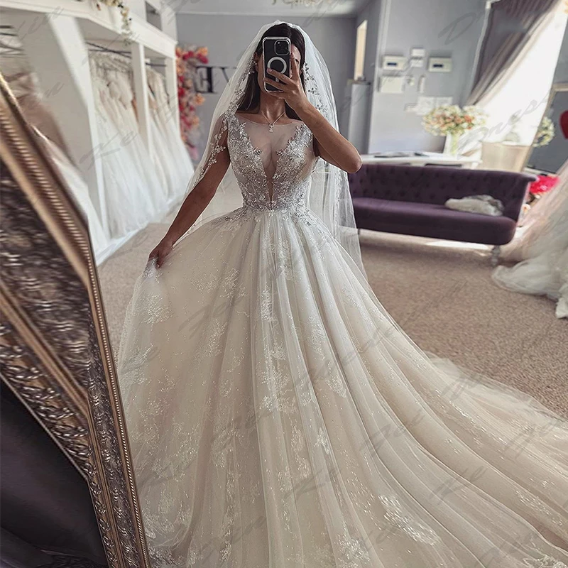 Belle robe de mariée sexy avec appliques en dentelle, sirène sexy, col rond, manches courtes, mode exquise, patients, quoi que ce soit sur mesure