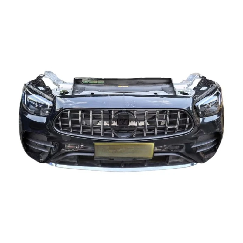 جودة عالية بيع جيد بسعر منخفض لسيارة Mercedes Benz E-Class W213. W238 مجموعة المصد الأمامي الجديدة مع المبرد والمصابيح الأمامية