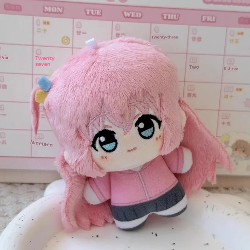 새로운 10cm 귀여운 세컨드 디멘션 액세서리에는 다양한 봉제 인형, 수호천사 면 인형, 귀여운 봉제 장난감이 포함됩니다.