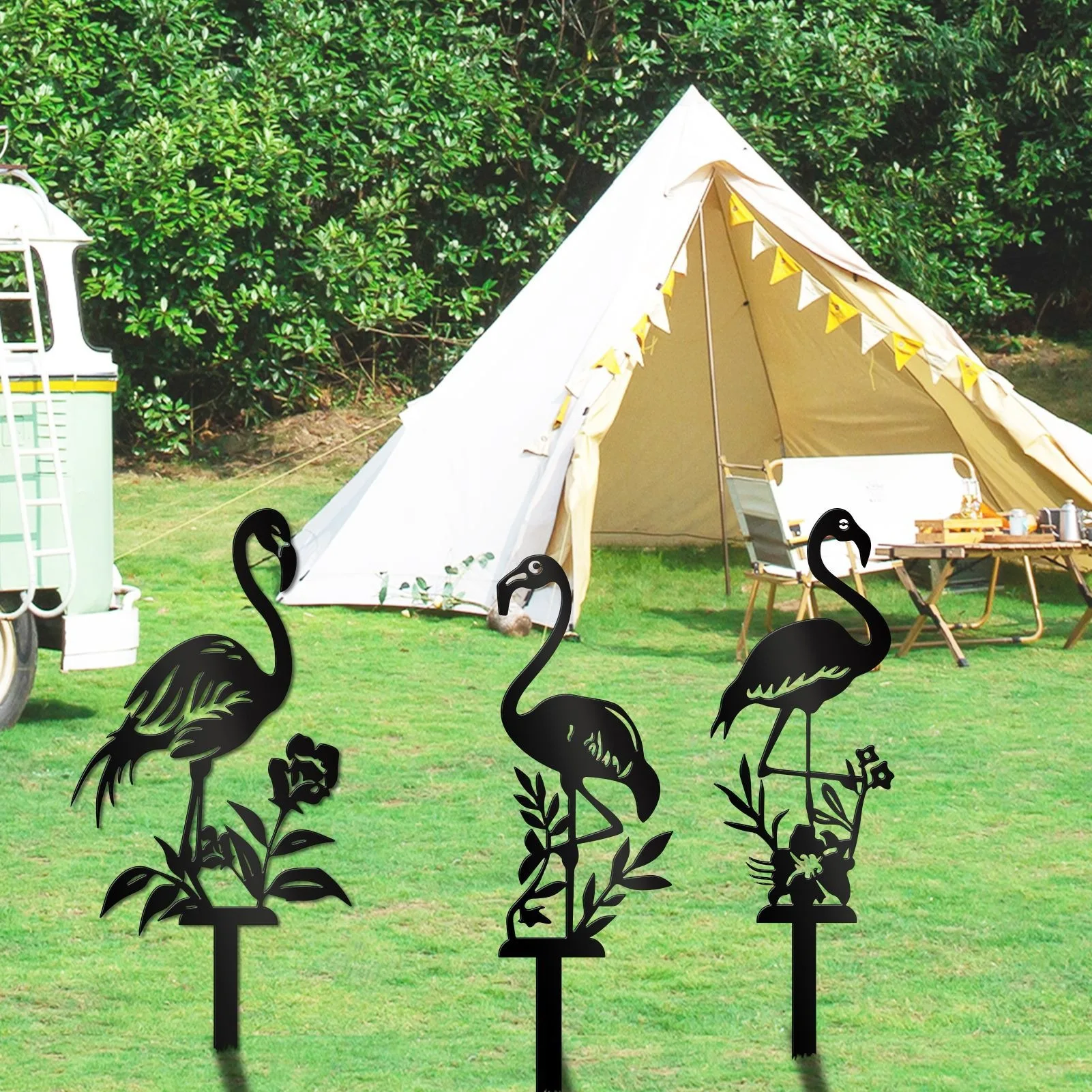 Flamingo Metal Garden Stake Set Bird Silhouette Lawn Yard Outdoor Decor