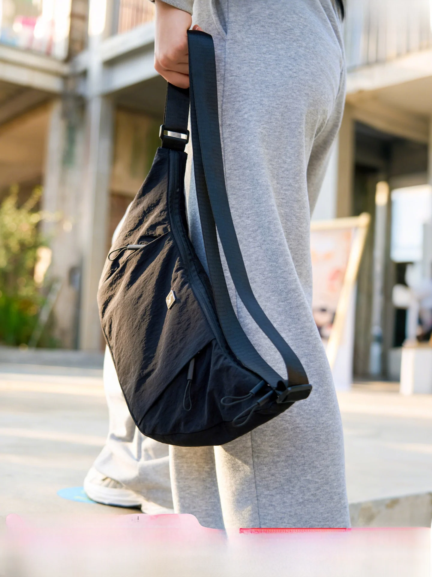borsa-a-tracolla-da-donna-della-serie-ehwa-cloud-borsa-sportiva-casual-alla-moda-in-tessuto-morbido-con-chiusura-a-cerniera-borsa-per-il-tempo-libero