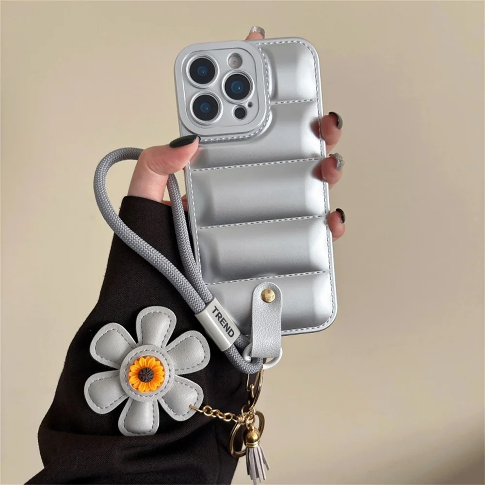 Funda de teléfono con cordón y chaqueta de plumón a la moda para IPhone 17 Air 16E 16 15 14 13 Pro Max 12 11 X XR XS Plus, funda suave de TPU con correa para la muñeca