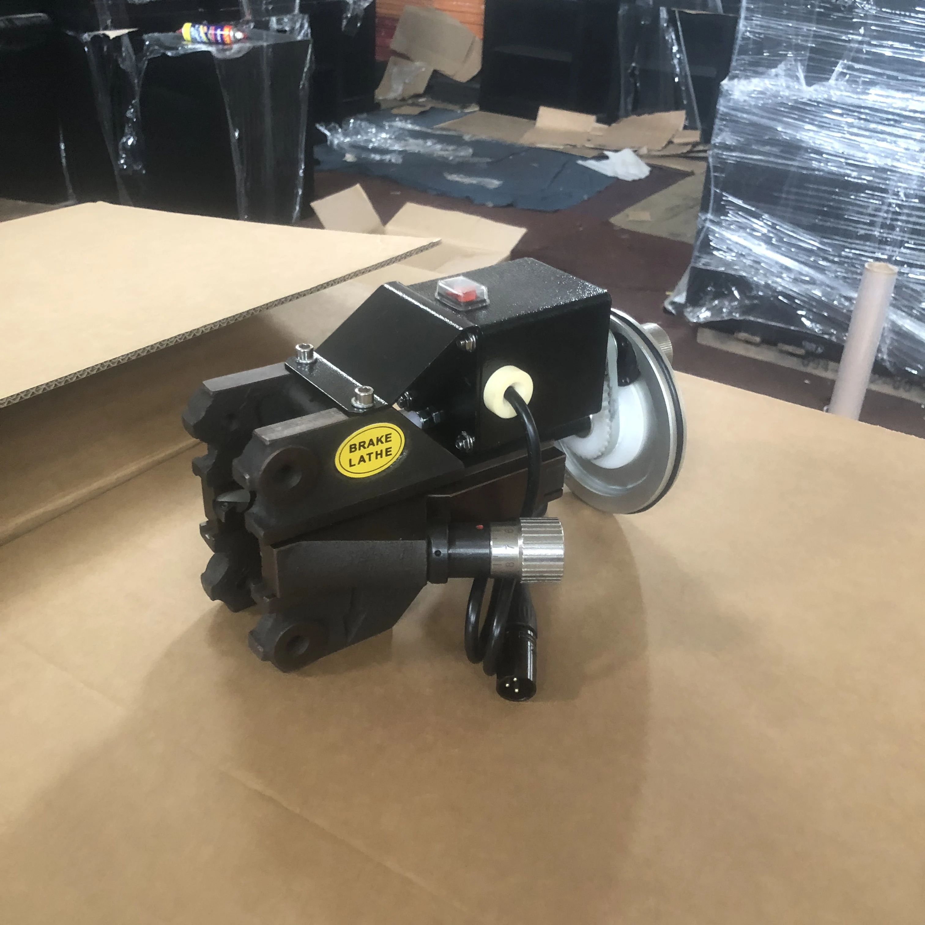 Auxiliary equipment BL618 brake disc cutter for AM8700 automotive disc brake lathe (without drive device)