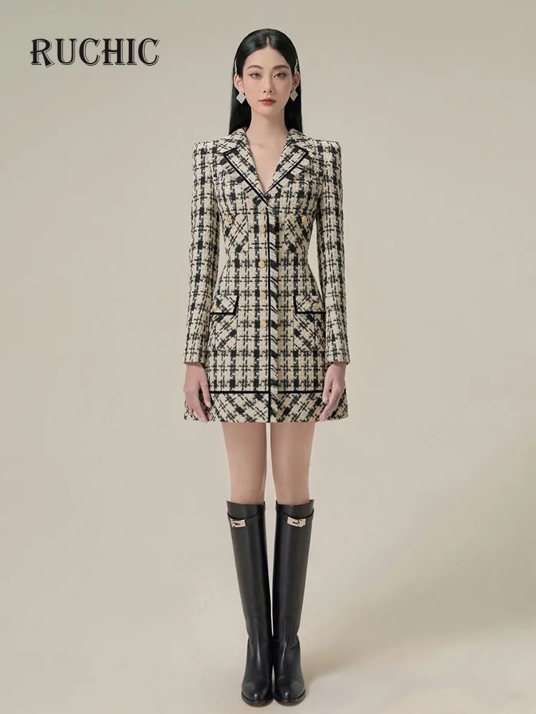 

2024 Autumn Women's Fashion Elegant Tweed Suit Dress with Notched Collar, Long Sleeve, Single Breasted Plaid Coat Design