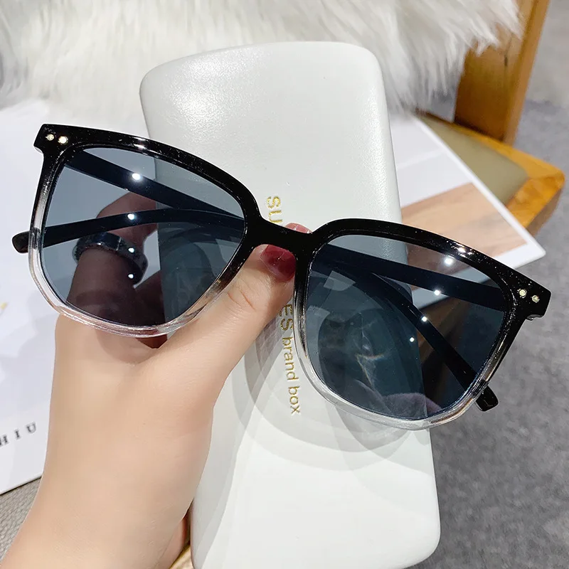 

New Sunglasses European and American Fashion and Trendy Style Sunglasses Female Online Influencer Same Polarized Sunglasses