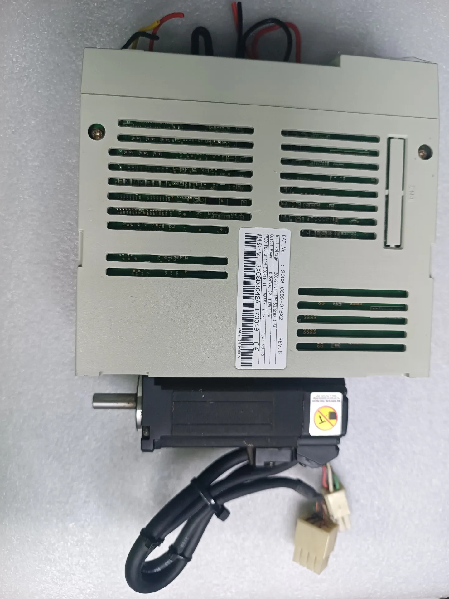 2003-CSD3-01BX2 2004-RZ01BA1ANT3 Servoaccionamiento y motor