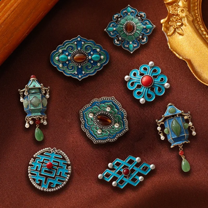 Vintage-style Blue Topaz Flowers Brooch, New Chinese Style Freshwater Pearl Tassel Flower Pin Accessories for Women