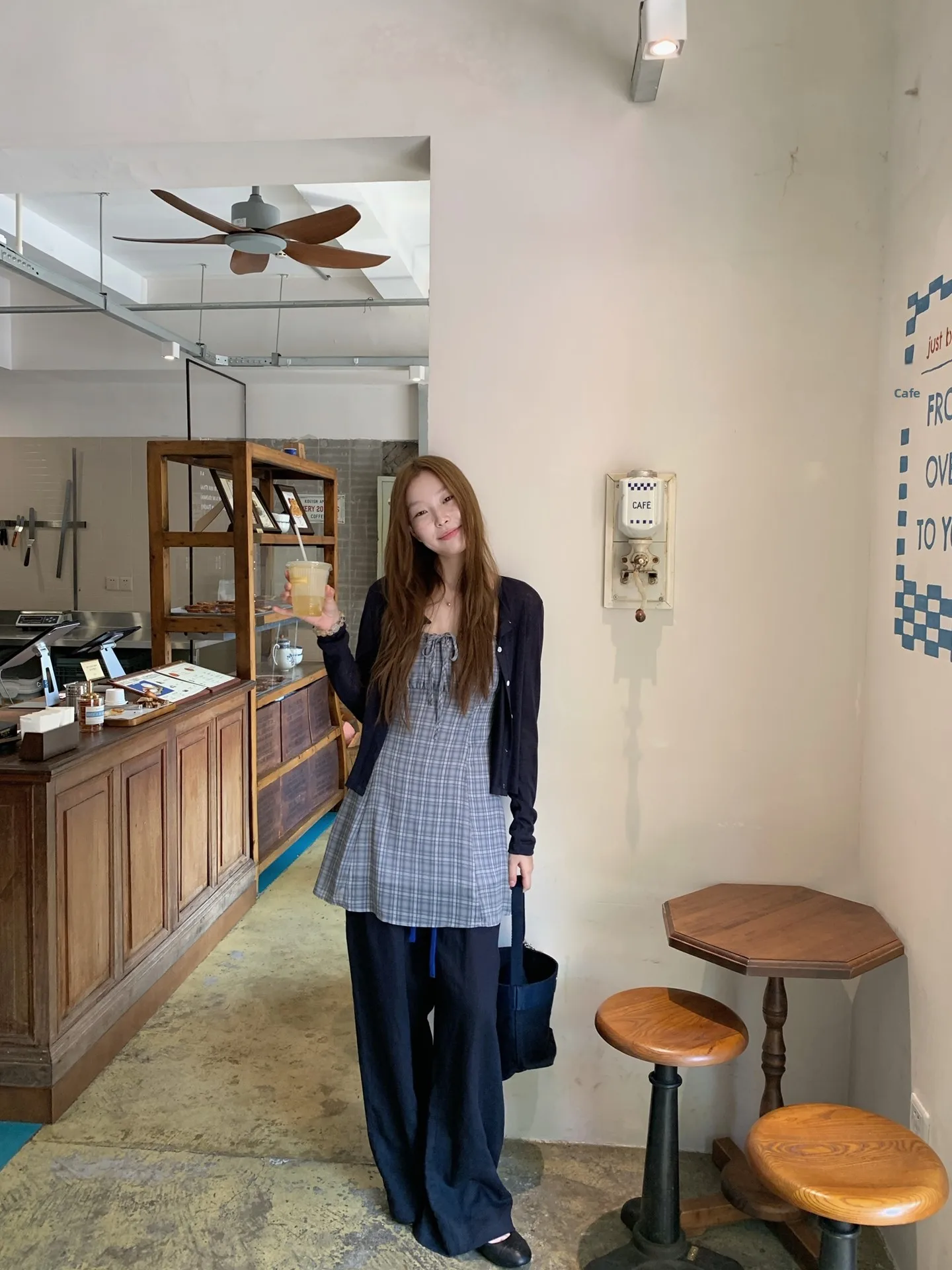 

Heygirl Oxygen Lightweight Breathable ell Button Lacey Sun Protection Cardigan Casual Loose Fit Long Sve round Ne