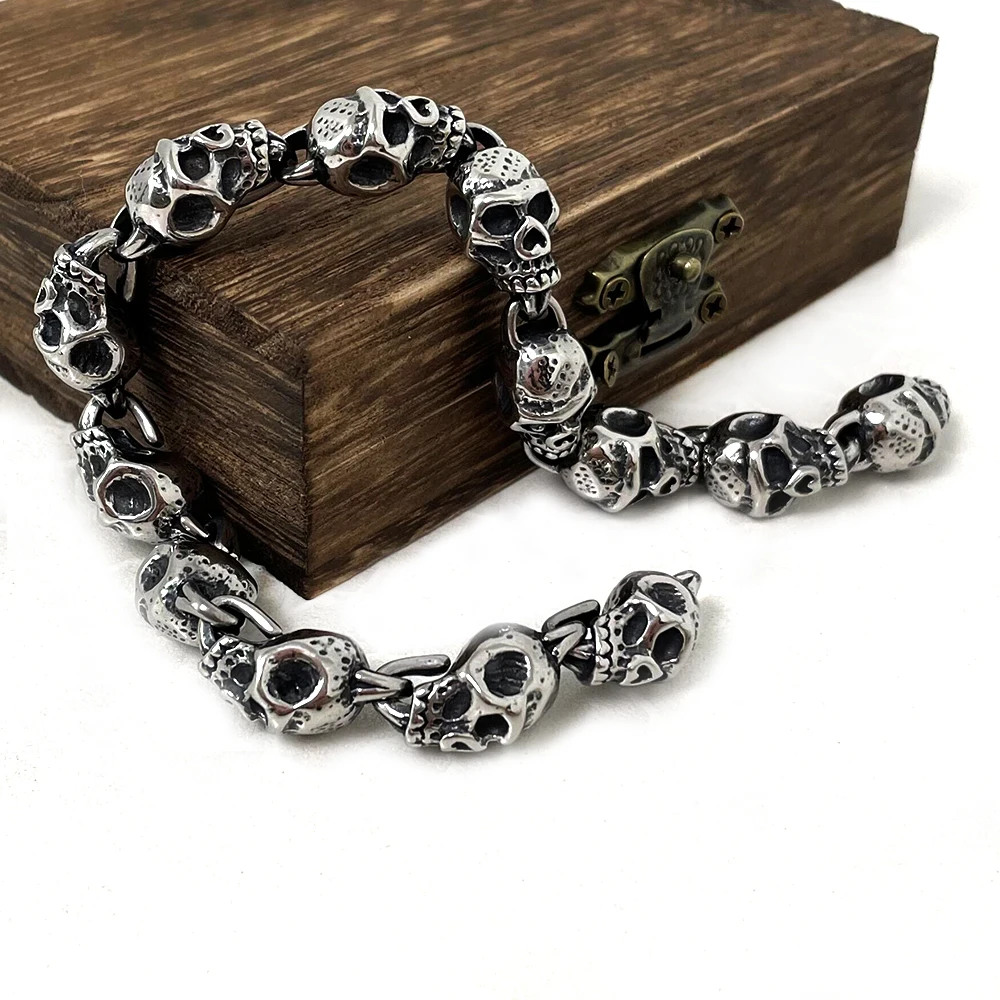 Classic Vikings Pirate Skulls bracciale uomo bracciale regolabile in acciaio inossidabile norreno Punk Hip Hop Rock Jewelry regalo islandese maschile