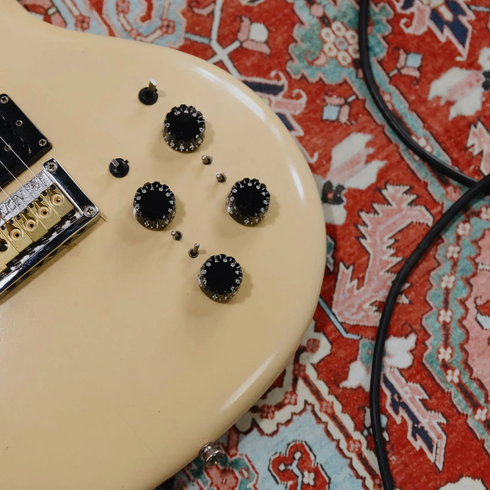 

6 Pcs Chord Electric Guitar String Buckle Caps Ferrule Steel Golden Metal Accessories