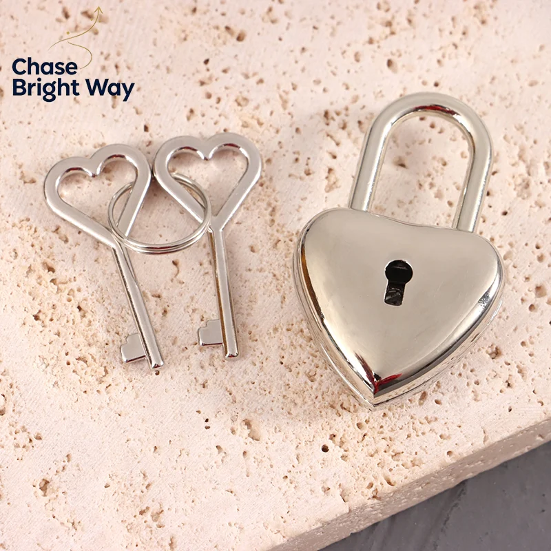 1Set Heart Shape Padlock Mini Luggage Hardware Locks With Key Lock For Travel Wedding Jewelry Box Diary Book Suitcase