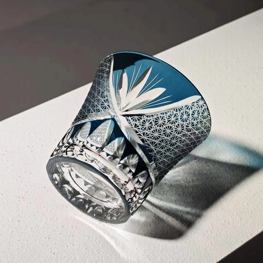 

Most Cost-effective Edo Kiriko Glass Hand Carving Colored Crystal Whiskey Cup Wine Glass Wineglass Fine Drinkware Wood Gift Box