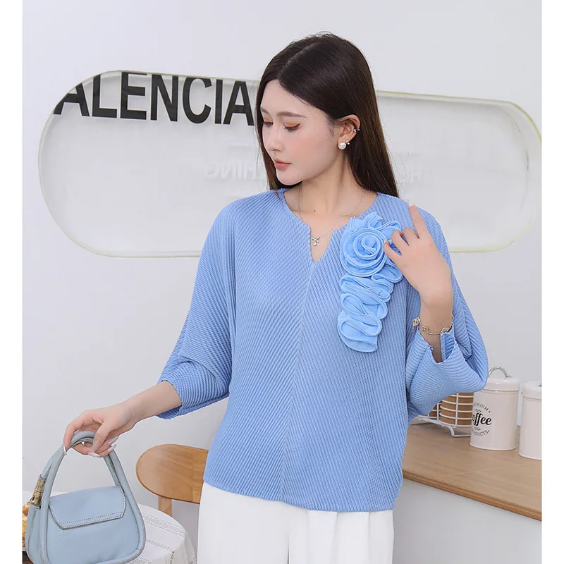 

Miyake Fold 2025, новинка весны и осени, свободный и универсальный черный топ с длинными рукавами, женская модная стильная футболка с цветочным принтом, плиссированная