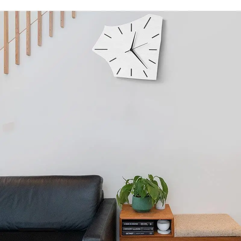 Shape Wall Clocks Silent Sweep Needle Clock Living Room Decoration Minimalist Polygon Acrylic Wall-mounted Timepiece