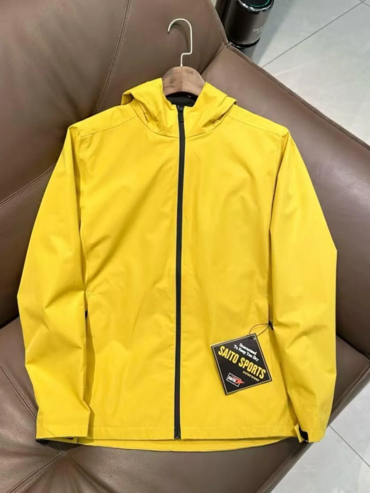 

Весенняя мужская куртка для активного отдыха с капюшоном, тонкая, ветрозащитная, для альпинизма, с длинными рукавами, на молнии, универсальная, цветная