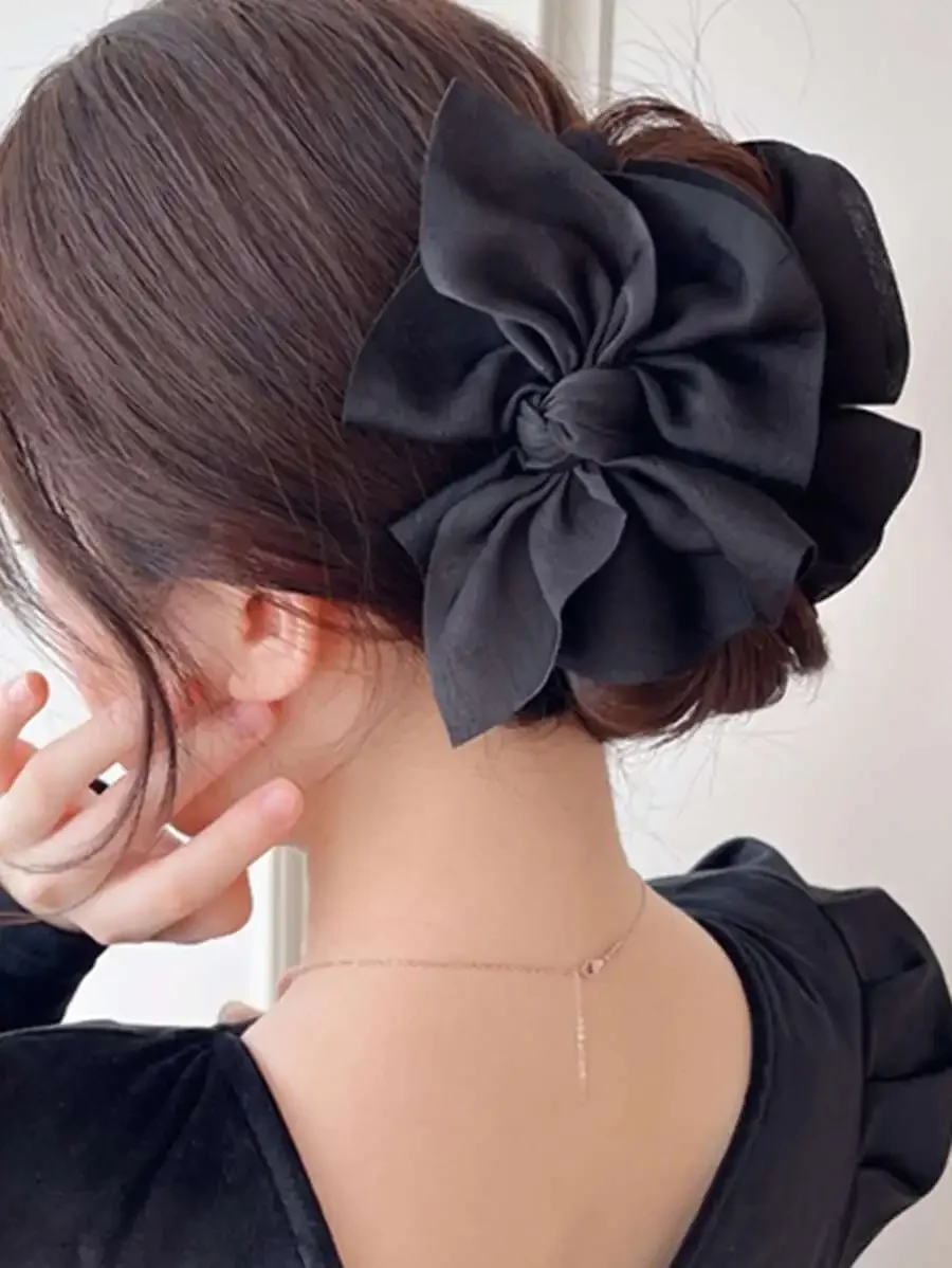 

Black Bow Hair Claw Clip For Women Elegant Fashion Hair Accessory