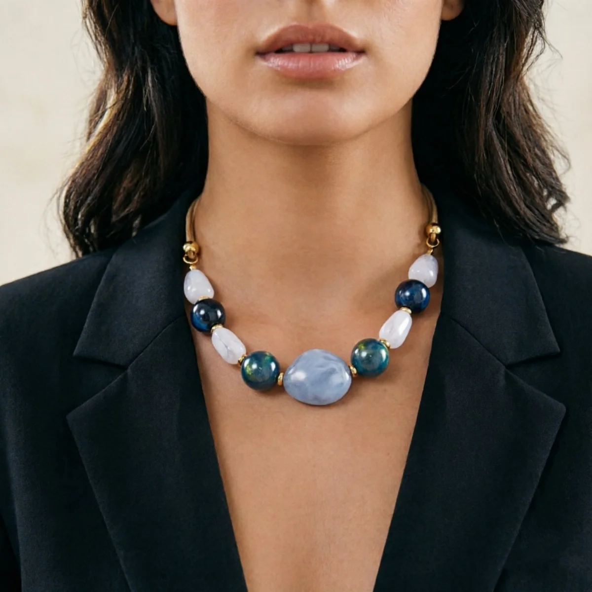 Ins Vintage Mehrfarbige Unregelmäßige Acrylperlen-Halskette für Damen und Herren, Handgefertigte Samtkette, Harzperlen-Choker, Ästhetischer Schmuck – Detail 17