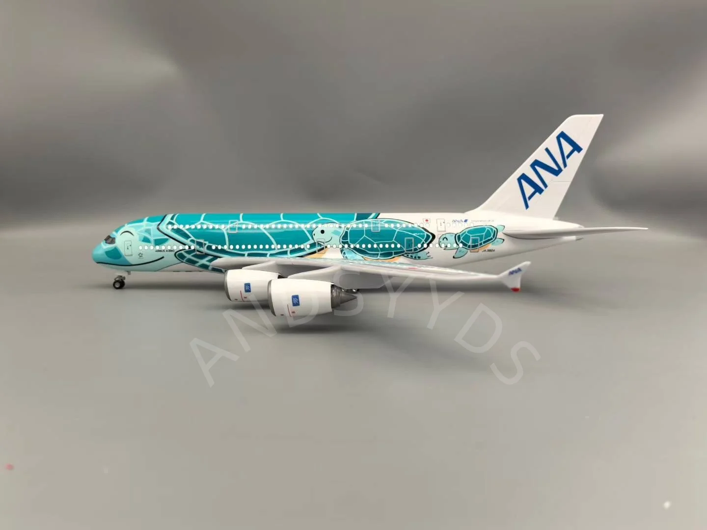 수지 a380 만화 스타일 거북이 비행기 모델 47cm Airbus A380 랜딩 기어 휠 및 조명 비행기 어린이 장난감 성인 컬렉션