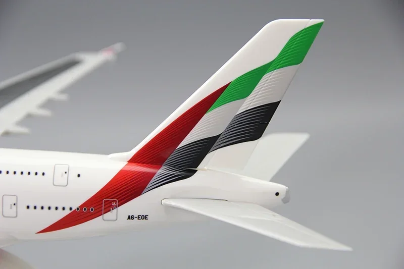 نموذج طائرة من شركة الطيران ABS للتجميع ، وحدة طائرات الإمارات العربية المتحدة ، البلاستيك ، مقياس ، طيران ، وصل حديثًا