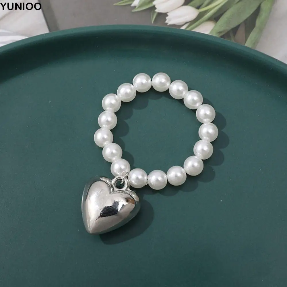 

Crafts Dog Toy Heart Necklace Elastic Silver Dog Doll Pearl Collars Cute Fashion BJD Dolls Mini Pearl Chain Doll Decoration