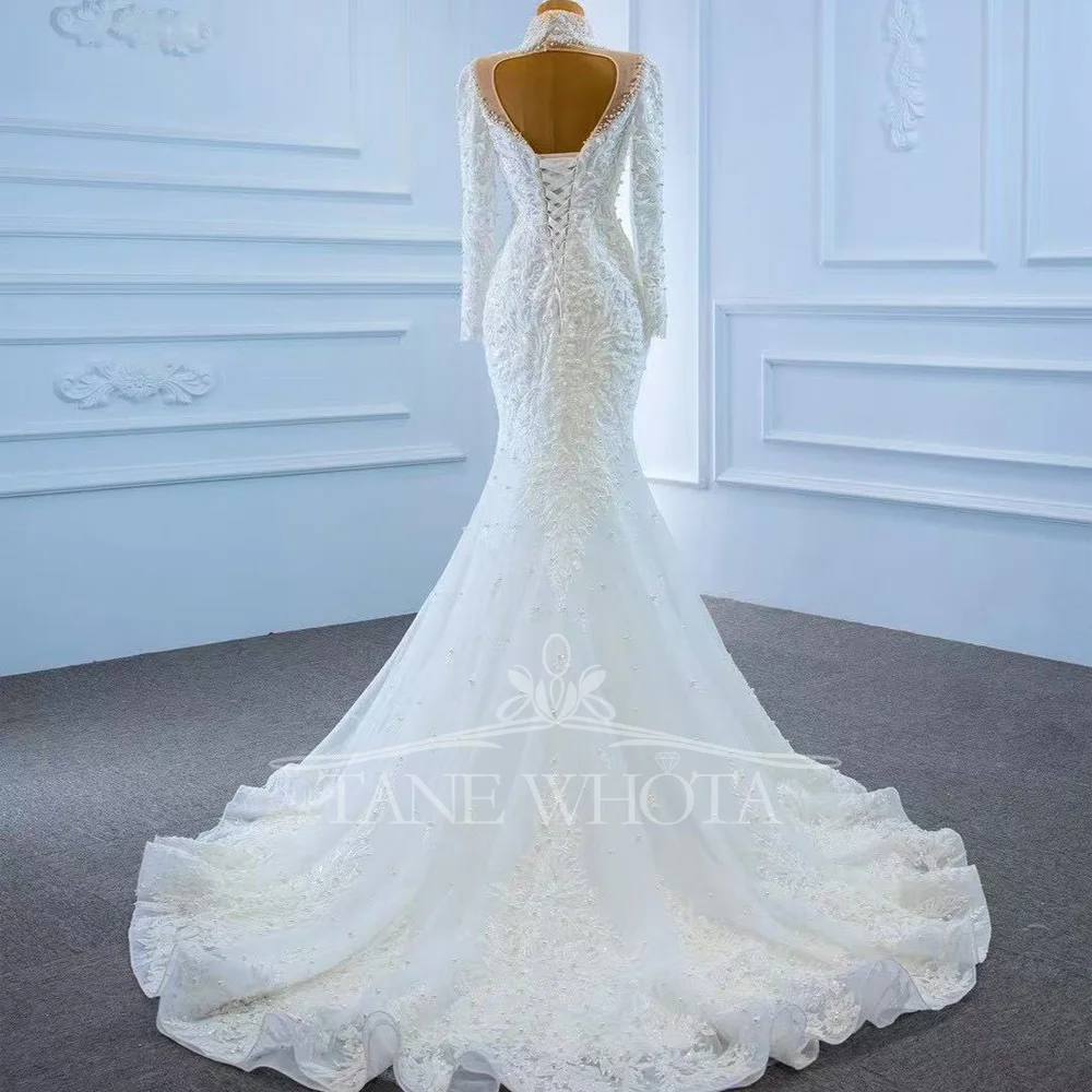 2025 Abito da sposa di lusso a maniche lunghe alte con lacci sul retro Abito da sposa ricamato con perline Abito da sposa personalizzato con strascico a sirena