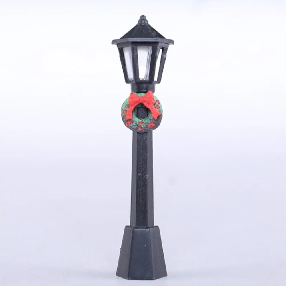 5PCS Plastic Model Mini Retro Street Lights Miniature Simulation Model Railway Train Lamp Scale Model Mini Christmas Style