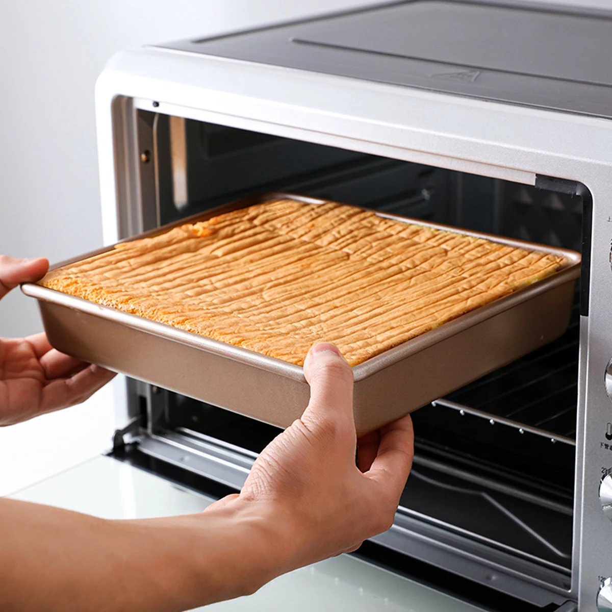 

Heavy-duty Steel Baking Tray Cake Rectangular Plate Dish Square Kitchen Supplies Bread