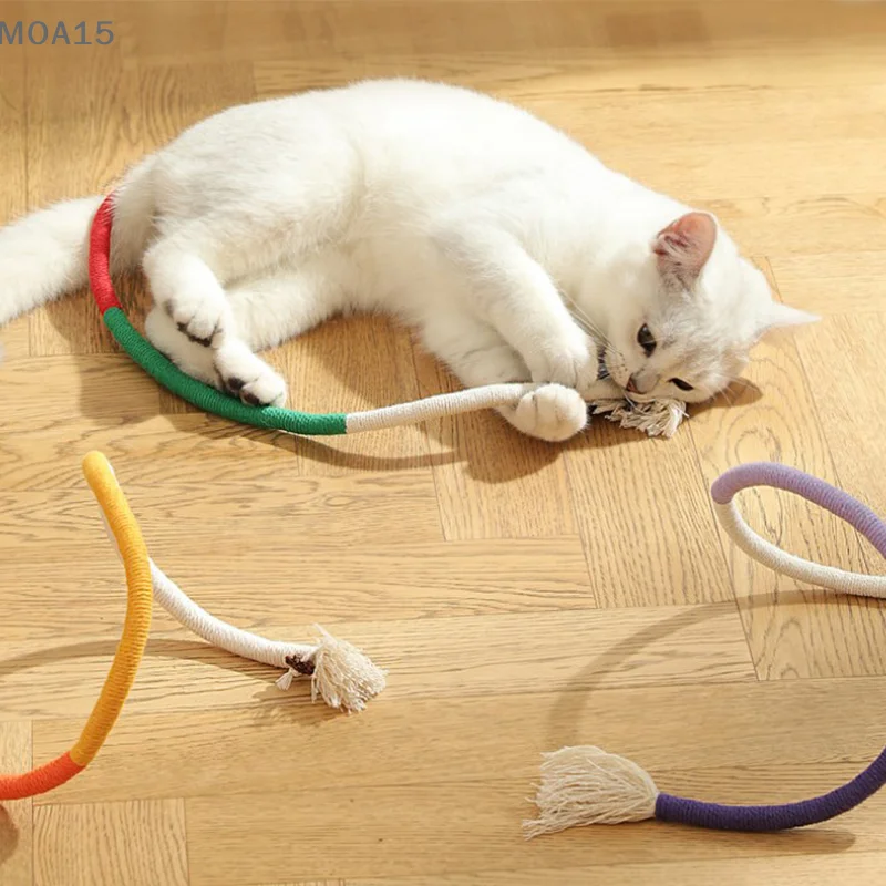 Cat String Toy Interactive Cat Scratcher Cotton Rope Toy resistente al morso masticare dentizione giocattolo per gatti Pet Teaser Wand String Rope