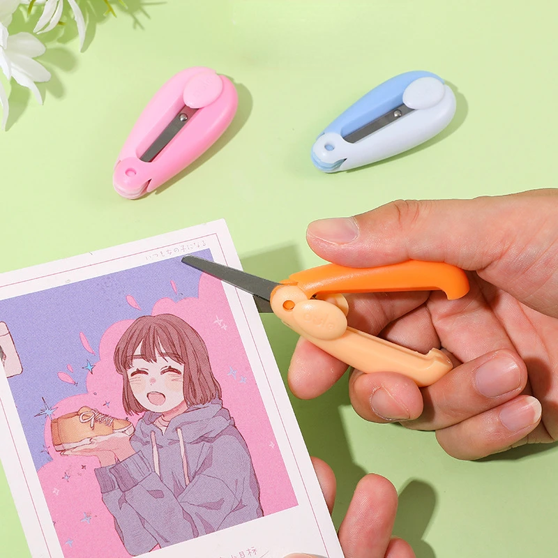 

Mini Portable Folding Scissors kids Paper-Cutting Art Tool Scissors Office School Stationary Supplies Travel Emergenc Scissor