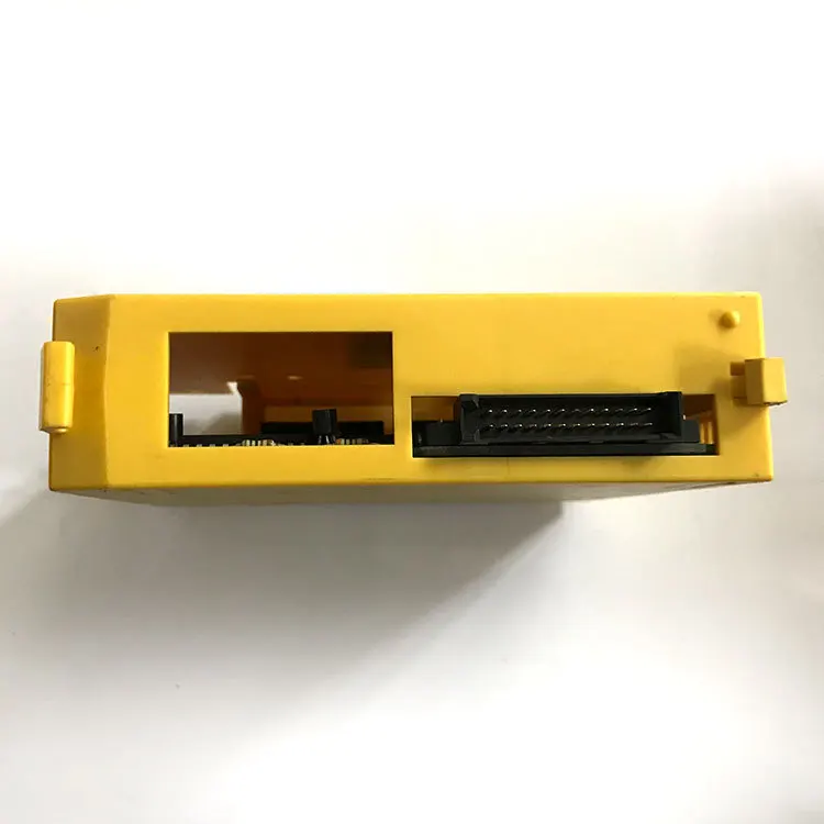 الضمان الجديد والأصلي لمدة سنة واحدة A03B-0807-C155 وحدة إخراج لوحة IO قابلة للتفاوض