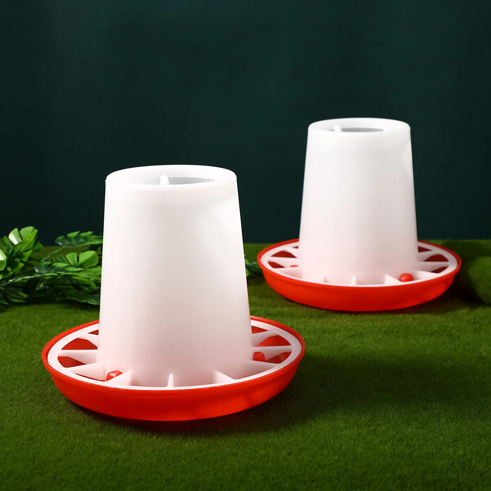2Pcs Chicken Feeders with Wide Rim Anti Spill Poultry Cage Troughs Weatherproof Feed Dish for Ducks Geese Hens