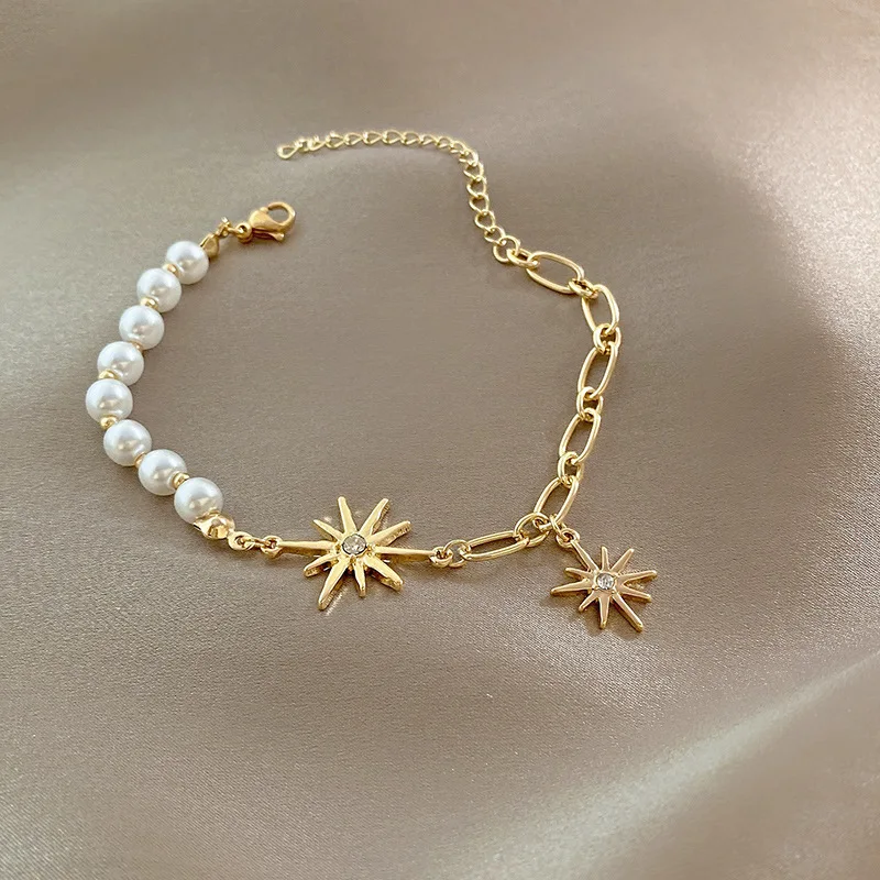 New Korean Pearl Bracelet For Women Butterfly Round Flower Charm Gold Color Chain Bangle Girls Fashion Unusual Jewelry