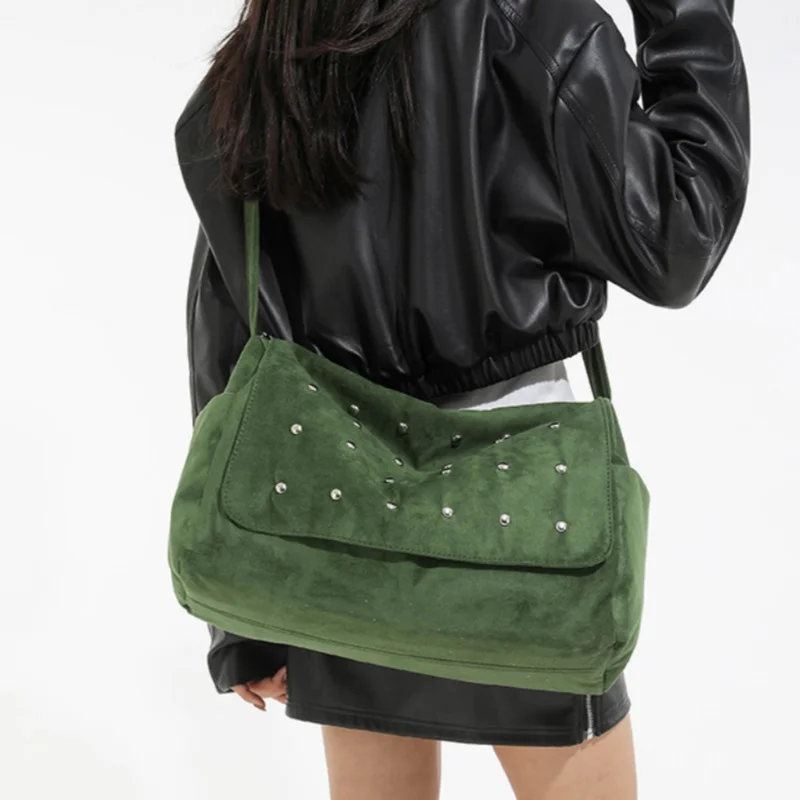 Women Suede Velvet Shoulder Bag Retro Rivet Decor Large Capacity Casual Tote Purse Adjustable Strap Daily Office Shopp Handbag