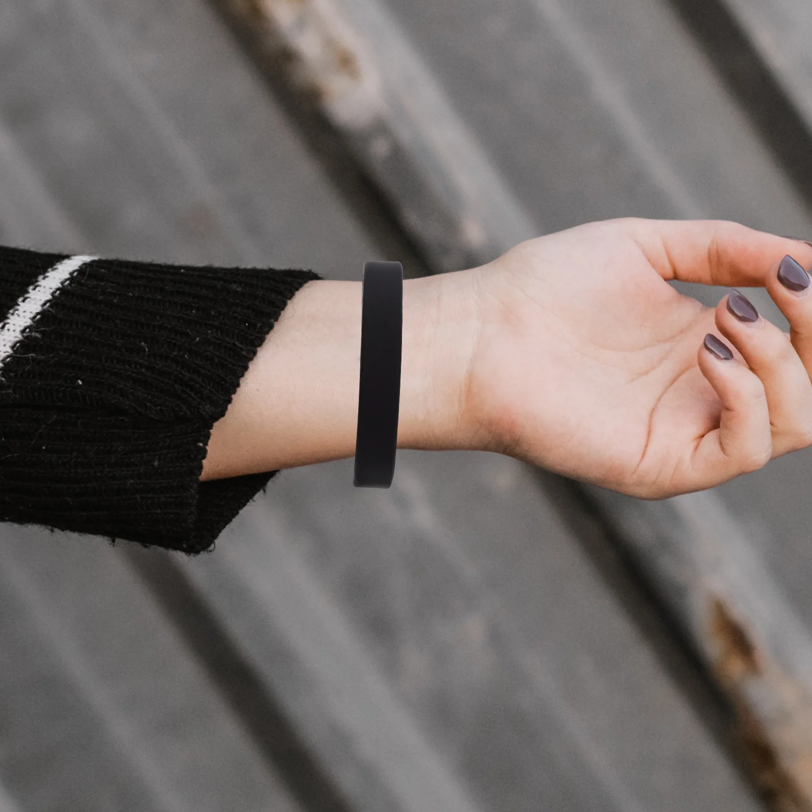 

50Pcs Silicone Bracelets Unisex Elastic Soft Wristbands Multipurpose for Party Festival Outdoor Use Fashion Wrist Straps