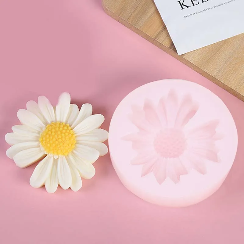 DIY Candle Silicone Mold Daisy Chamomile Flower Candle Wax Mould Handmade Soap Candle Molds Car Aromatherapy Making Home Decor