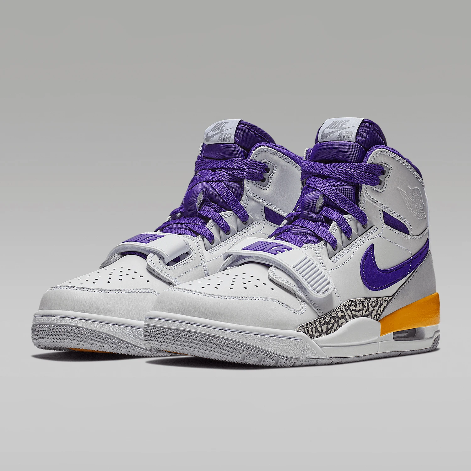 

Nike Genuine Jordan Men's Air Cushion Basketball Shoes AV3922-157