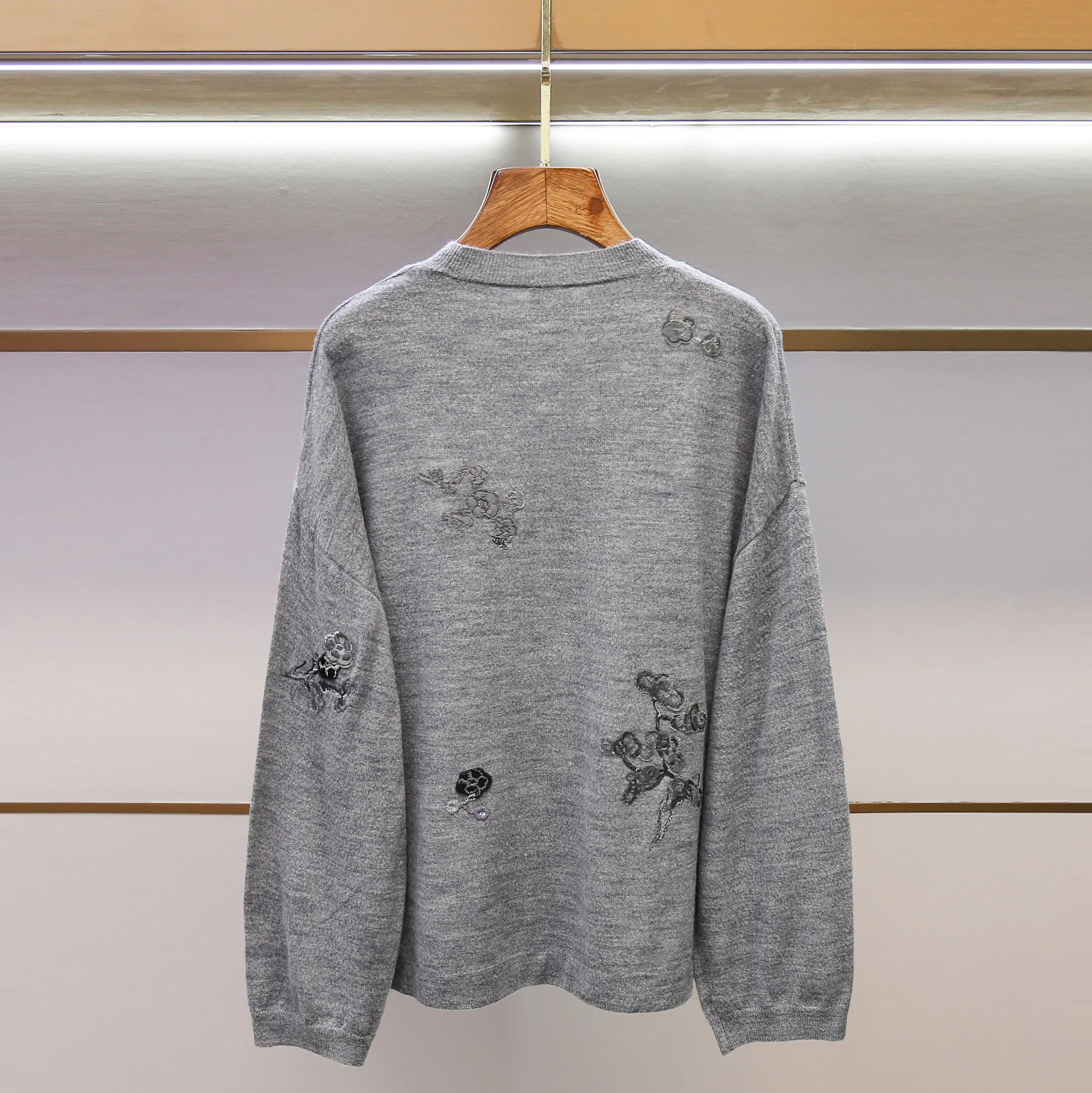 

Ретро-свитер в китайском стиле с вышивкой, вязаный, женский, премиум-класса, модный, осенняя новинка, мягкий, средней толщины, с длинными рукавами