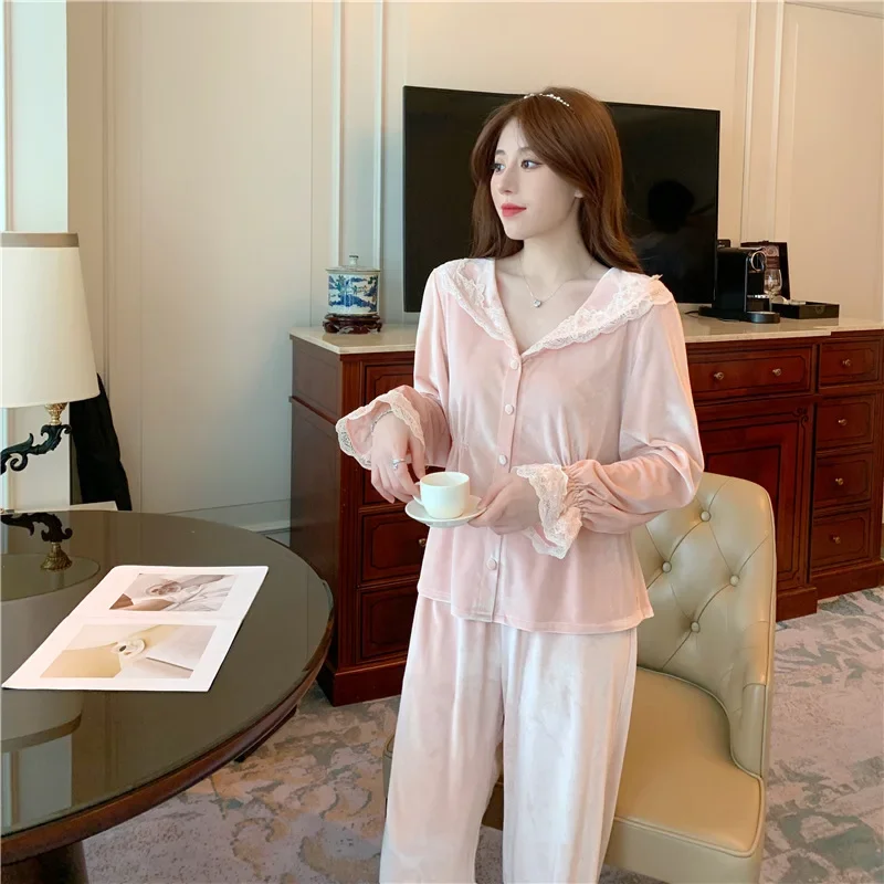 2022 New Style Pajamas Women's Autumn and Winter Gold Velvet Lace Velvet Palace Style Home Clothes Nightwear Nightie Sleepwear