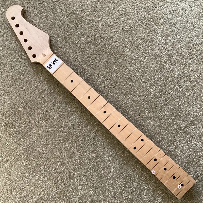

EN846 Natural Maple Custom Order Semi Finishing ST Guitar Neck for St Guitar Replace No Frets with Damages