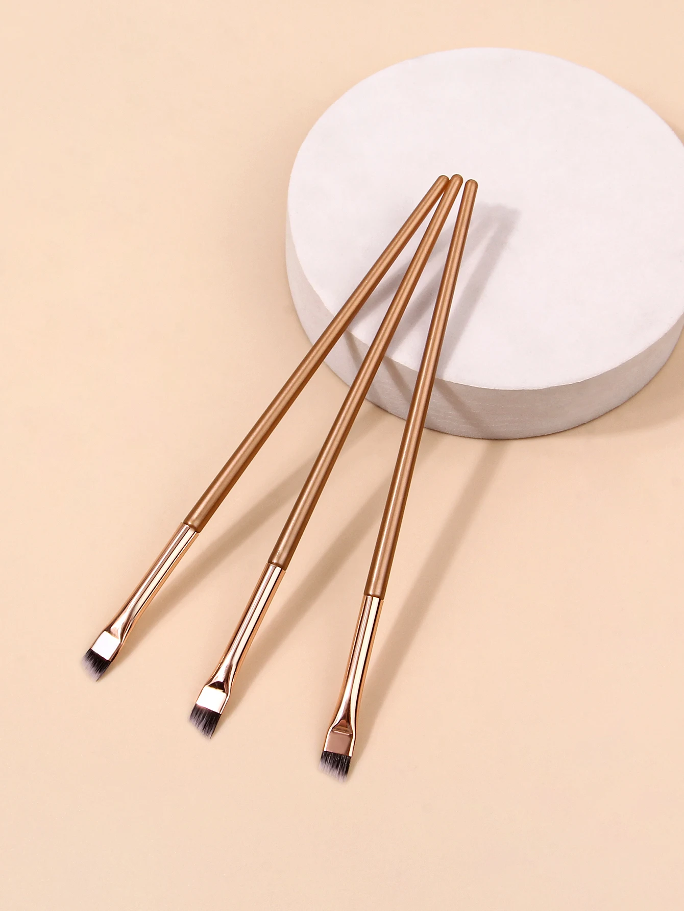 12GOLD Sickle Eyeliner Brush Knife Edge Makeup Brush Liquid Eyeliner Brush Ultra Thin Fine Oblique Angle Flat Head Eyebrow Brush