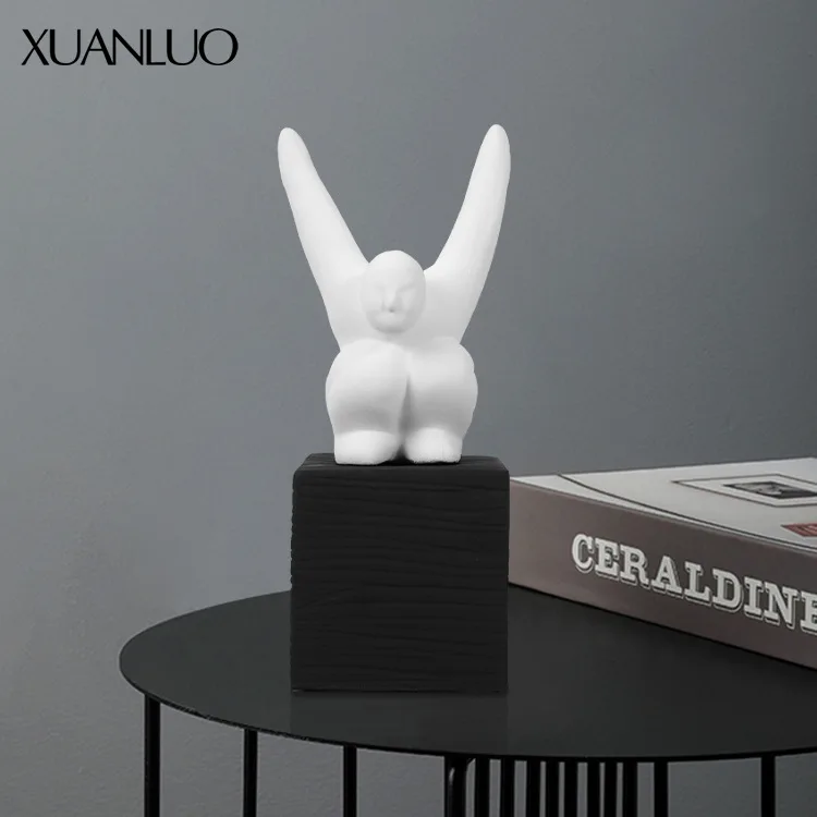 Modern Minimalist Little Flyer Resin Figurine Home Office Entrance Creative Decorative Ornament