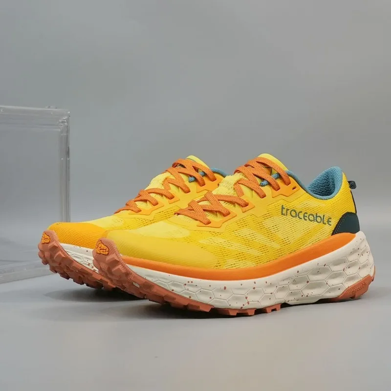2026-new-luxury-comfortable-breath-men-woman-walking-jogging-shoe-top-quality-off-road-running-shoe-thick-soled-running-shoe