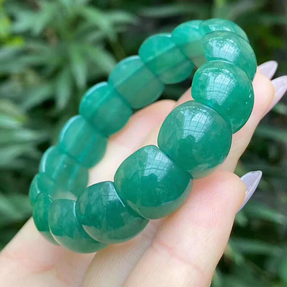

Natural Dongling Jade Hand Row, Beautiful Color, Water Head Foot