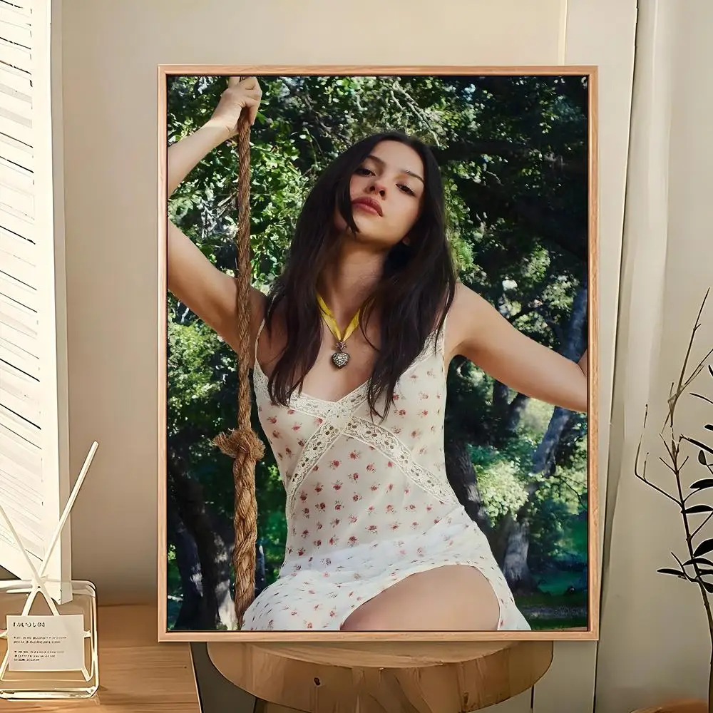 Musik Olivia Rodrigo Pop-Sängerin Poster PP Dekoratives Poster Wasserfester Druck Apartment Studentenwohnheim Büro Café Geschenk – Detail 6
