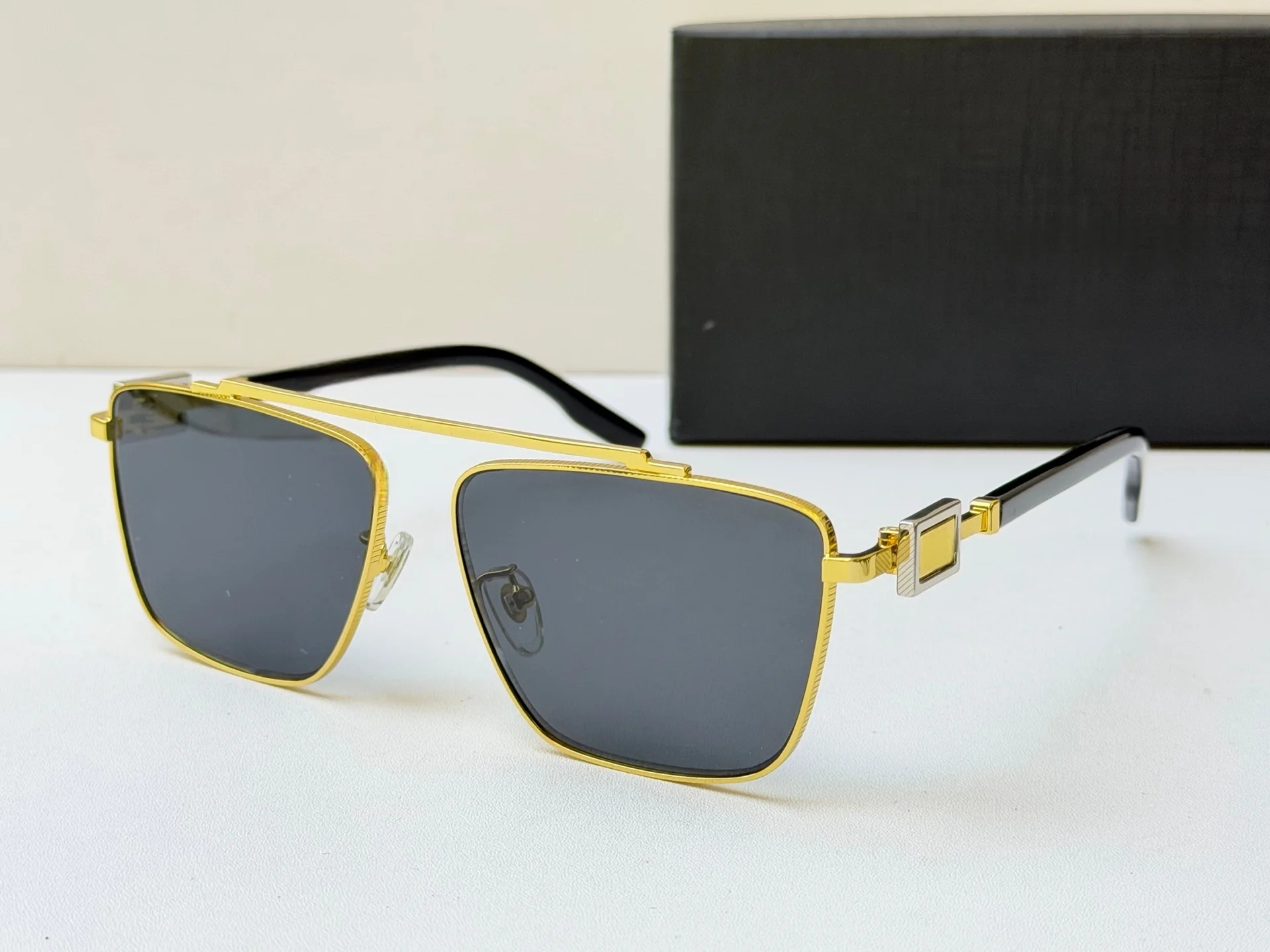 Men Retro Double‑Bridge Square Sunglasses, Luxury‑Style Metal Frame Protection Driving Sun Glasses