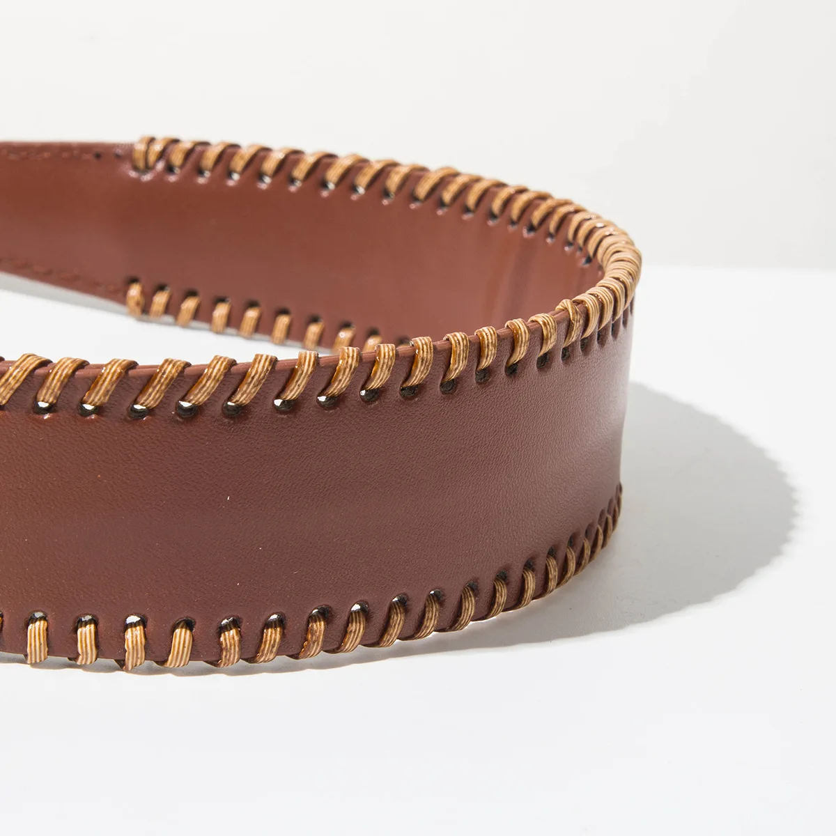Neues PU-Leder Stirnband mit Farbblockierung, Breitkrempiges, Retro, Hochwertiges Stirnband, Vielseitiges Accessoire für den Täglichen Gebrauch – Detail 11