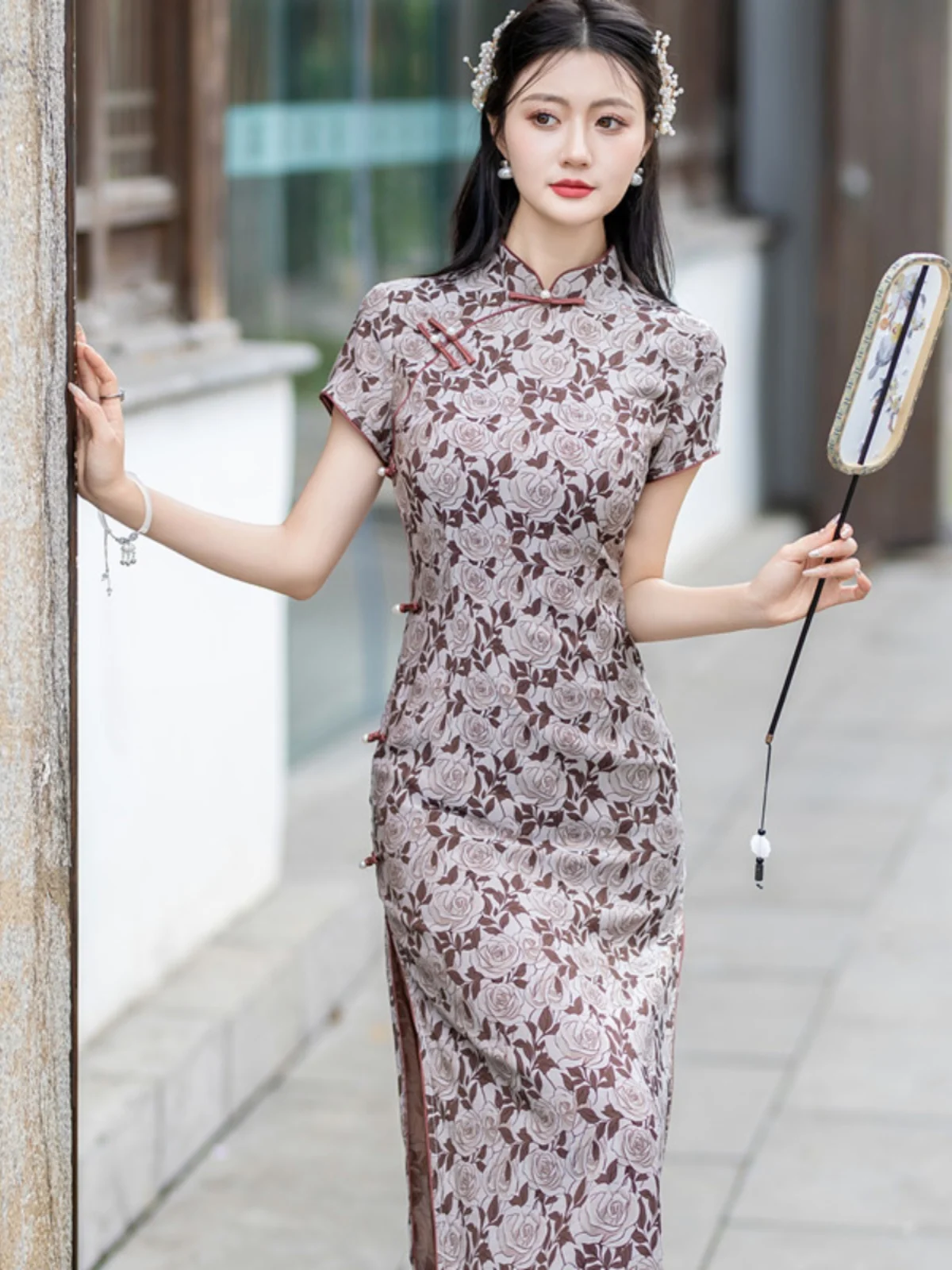 

Элегантное длинное платье для повседневной носки в стиле ретро, новинка 2024 года, модный дизайн с асимметричной застежкой на пуговицах, хлопковый материал.