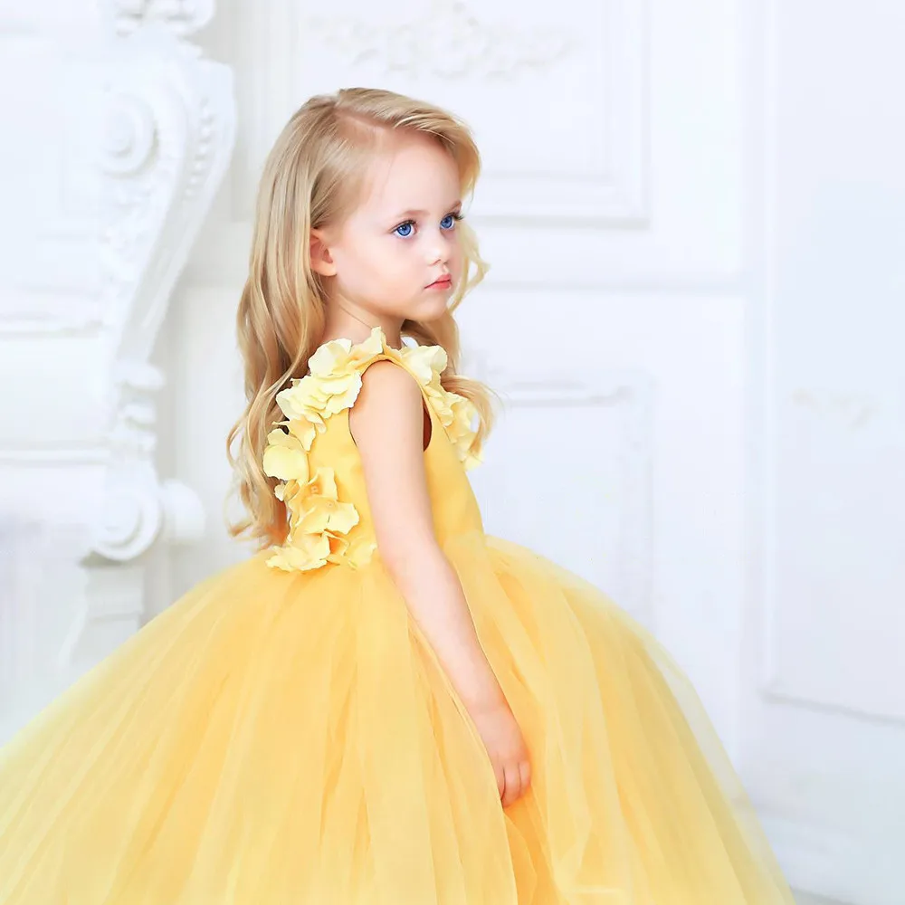 

Princess Yellow Puffy Flower Girl Dress For Wedding Kids Birthday Party Shiny Applique Pageant First Communion Dress Ball Gowns